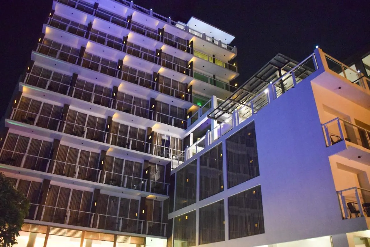 Ruvisha Beach Hotel Negombo