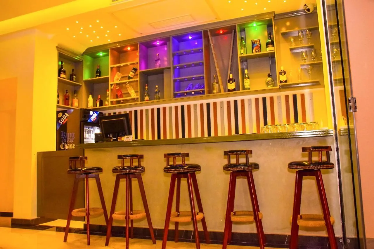 Ruvisha Beach Hotel Negombo
