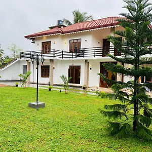 Ahasna Airport Bed & Breakfast Negombo