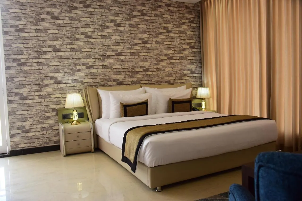 Ruvisha Beach Hotel Negombo