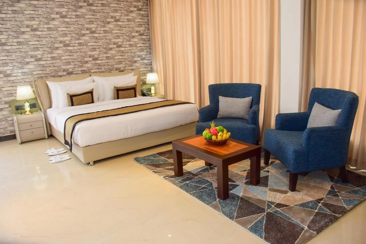 Ruvisha Beach Hotel Negombo 4*,