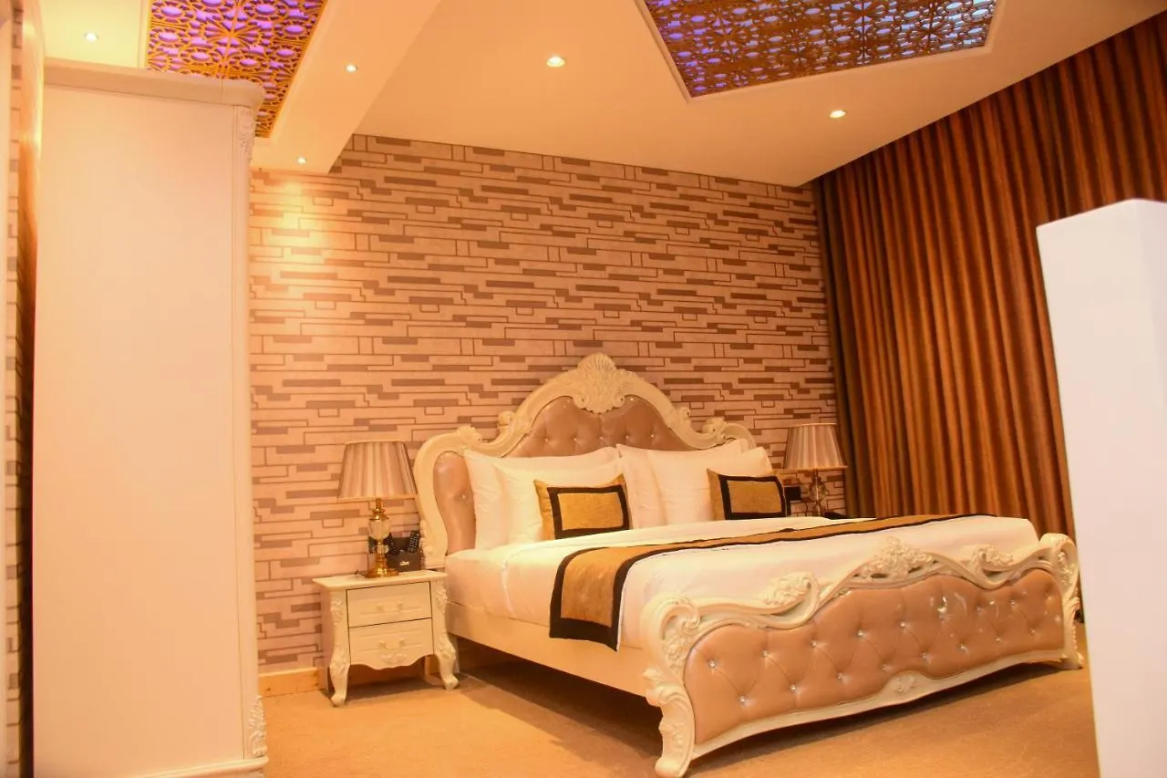 ****  Ruvisha Beach Hotel Negombo Sri Lanka