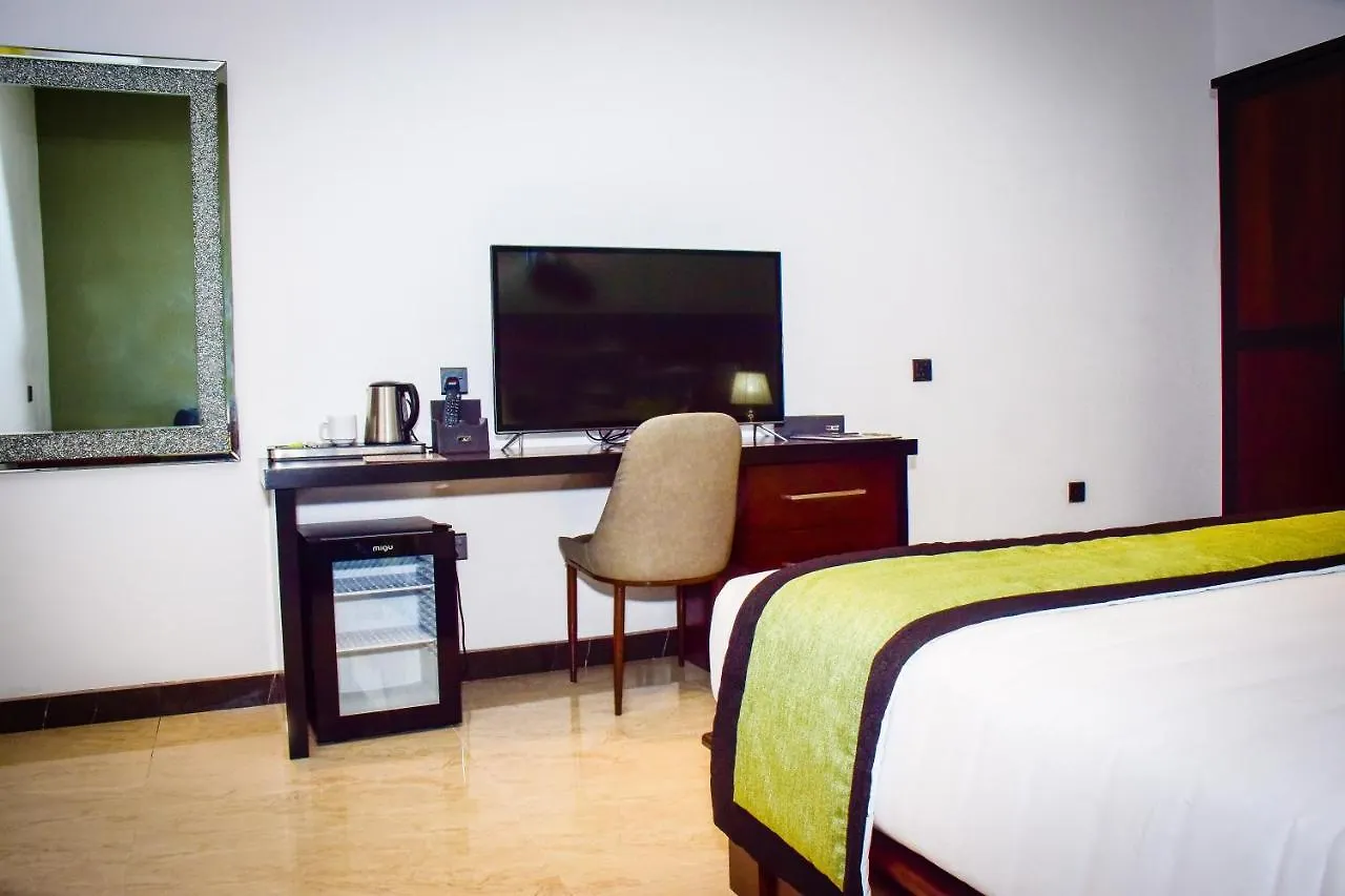 Ruvisha Beach Hotel Negombo
